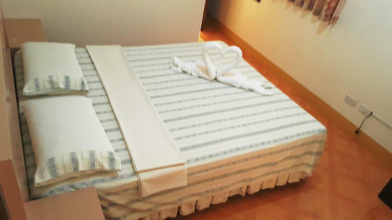 Oslob Malonzo Pension House Екстериор снимка